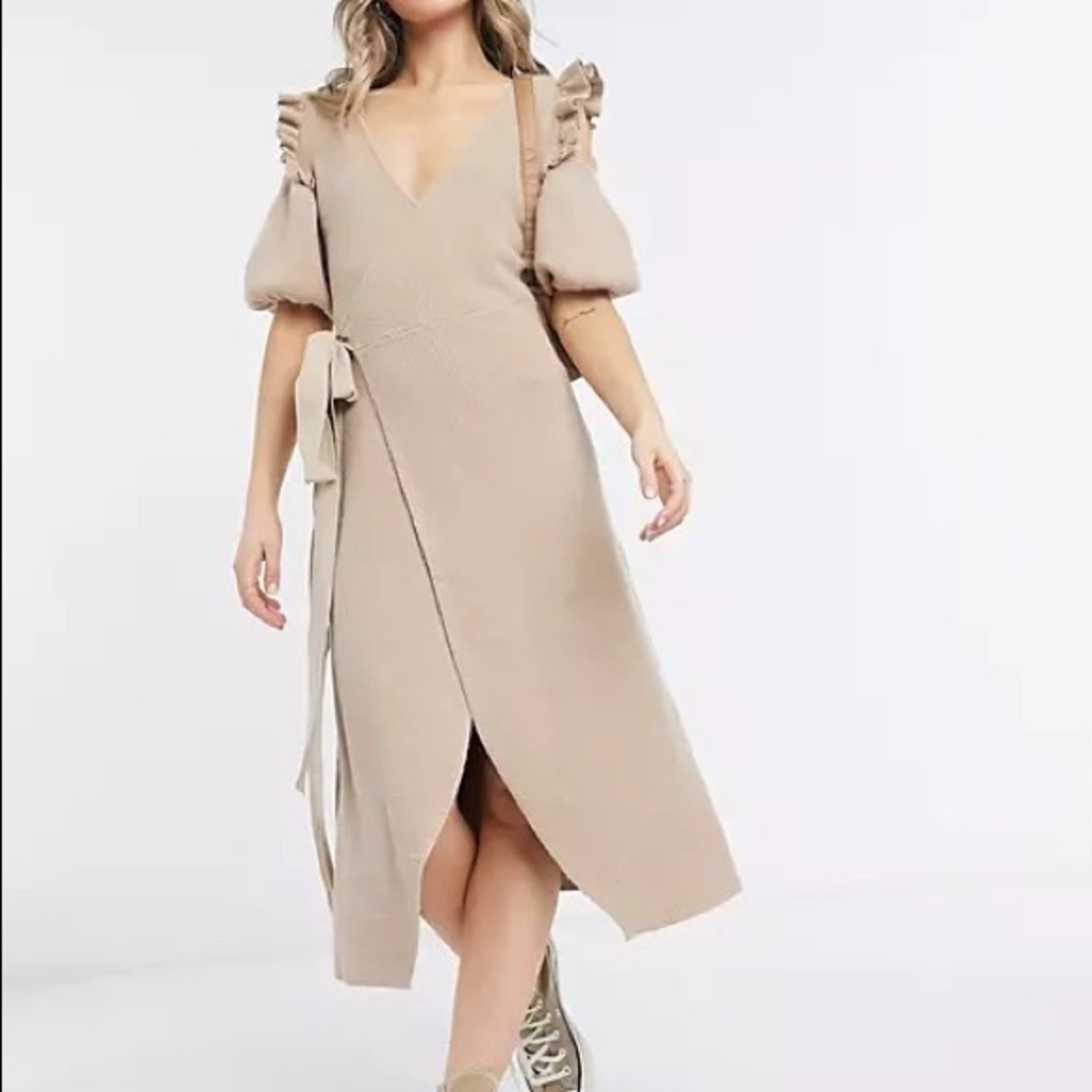 Never fully dressed cold shoulder camel dress US size 4